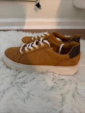Timberland youth Wheat Brown Low-Top Leather Sneakers with White Sole